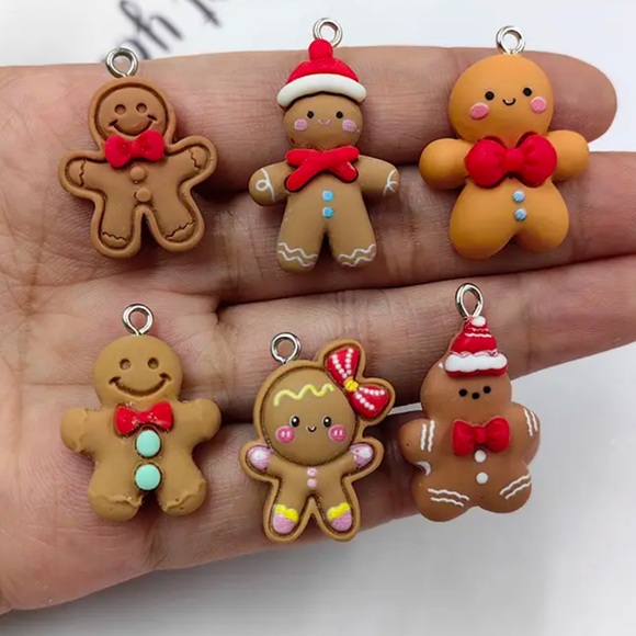$3 GINGERBREAD CHRISTMAS EARRINGS. NEW. STERLING SILVER HOOKS. $3 IF BUNDLED - Picture 8 of 16